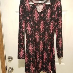 Mudd dress size M